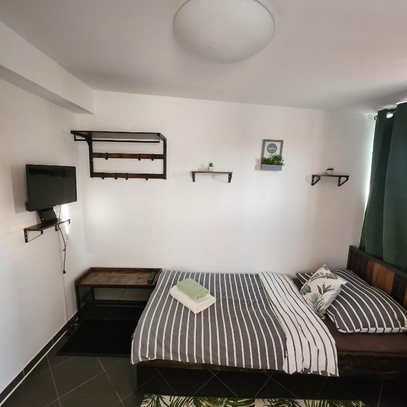 Economy Single Room image 2
