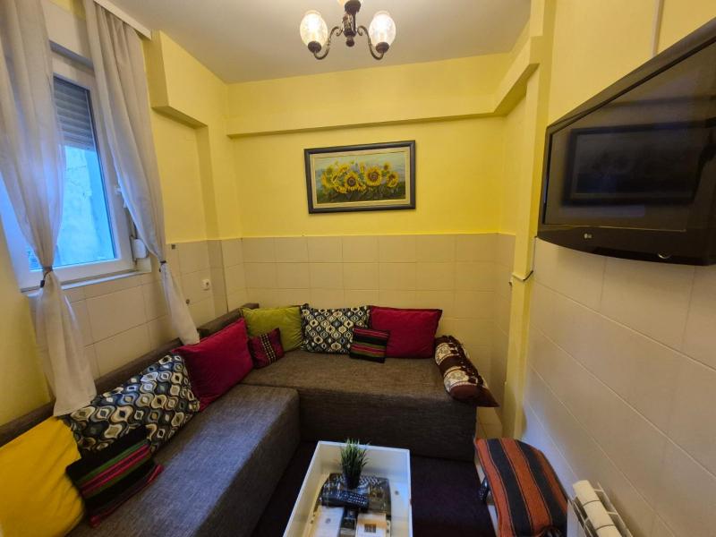 Single Room with Private Bathroom image 3