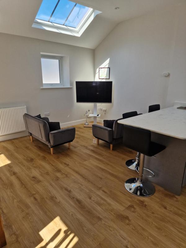 Town Centre Duplex 4 - image 1