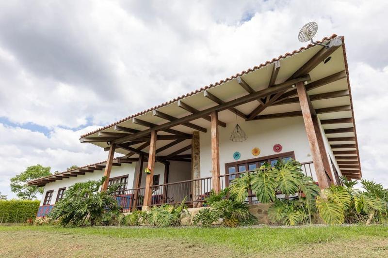 Finca Quindío con Jacuzzi - image 38
