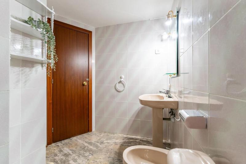 Oasis Salou (6Pax) PortAventura Pool Wifi Parking - image 15