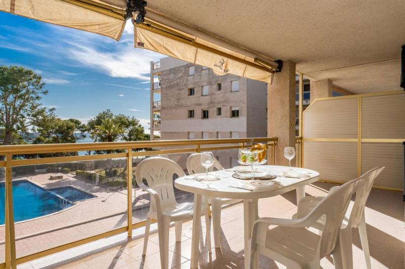 Oasis Salou (6Pax) PortAventura Pool Wifi Parking - image 4