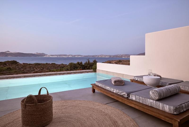 Honeymoon Suite with Private Pool & Sea View image 2