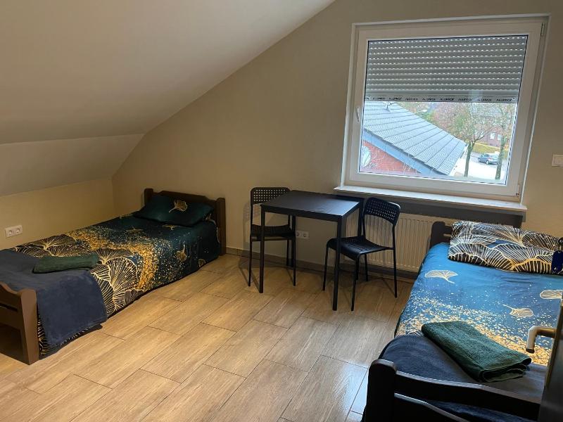 Large Double Room image 1