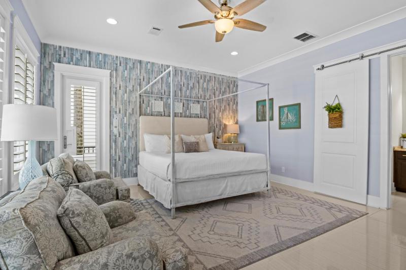 Private Pool - Community Beach - Gated Community - image 44