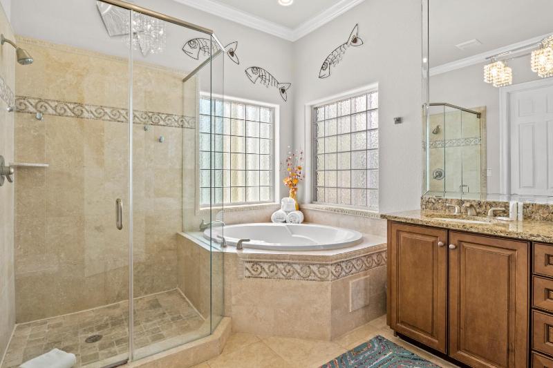 Gulf Views - Private Pool Hot Tub - Elevator - image 6