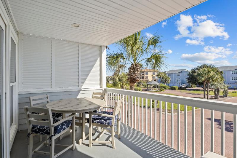 Steps to Beach Community Pool Beach View Luxury - image 30