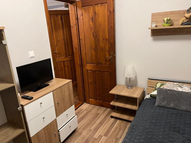 Brookforest Family Apartman - image 7