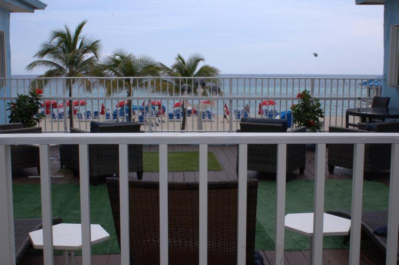 Golden Sand Oceanfront - image 19