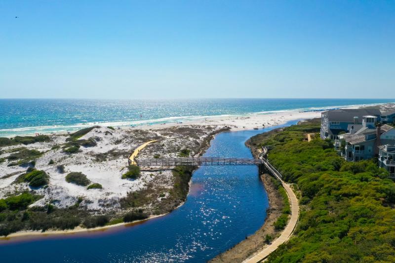 Gulf Front - Large Pool - Bikes - Gated Community - image 34