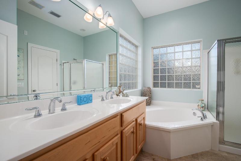 Community Pool Hot Tub and Beach - Beach View - image 34