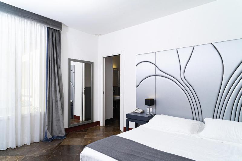 Prestige Double Room image 3