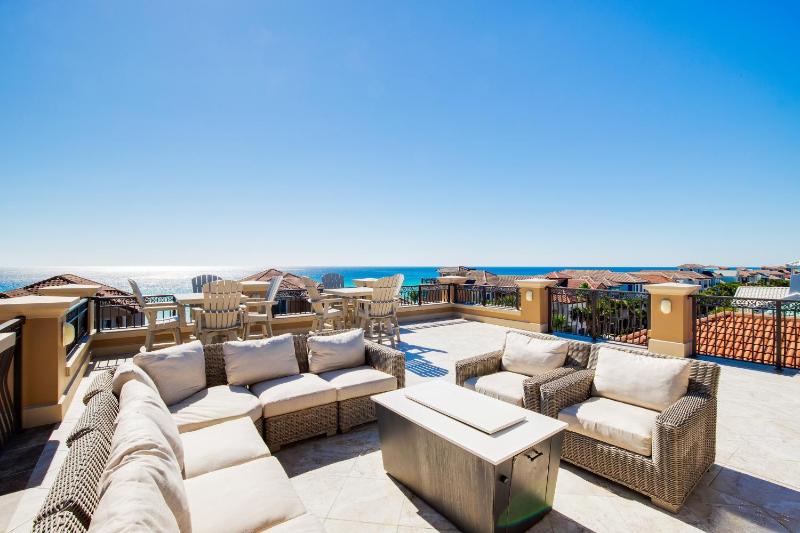 Beach Views Rooftop Deck Outdoor Kitchen Destin - image 33
