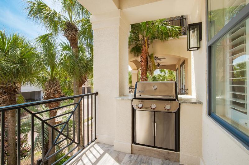 Golf Cart - Community Pool Hot Tub and Beach - image 33