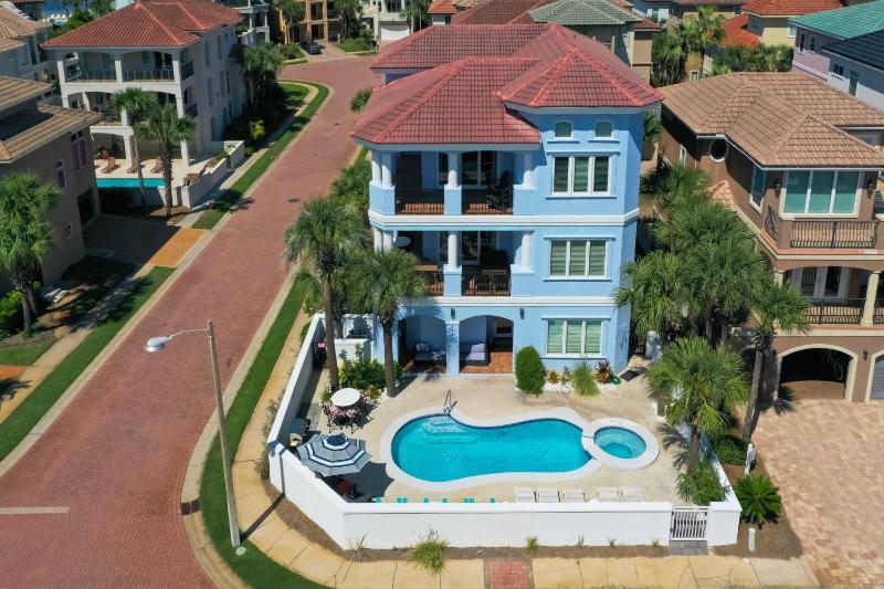 Golf Cart Beach Views Private Pool and Hot Tub - image 20