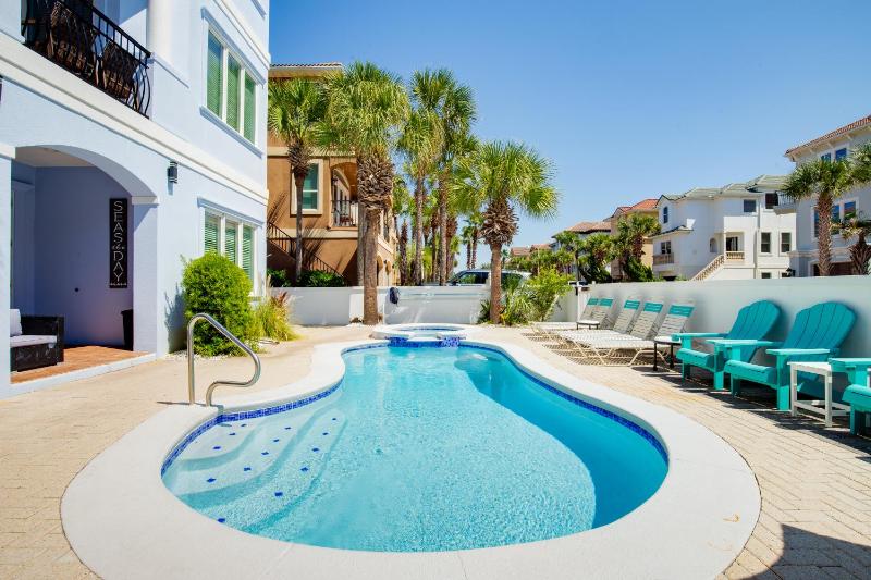 Golf Cart Beach Views Private Pool and Hot Tub - image 34