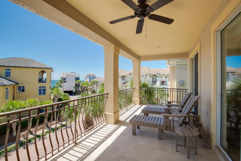Golf Cart - Community Pool Hot Tub and Beach - image 30
