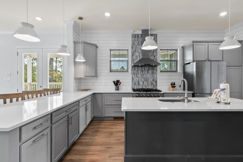 Pool 30A Fire Table Gourmet Kitchen Luxury - image 35