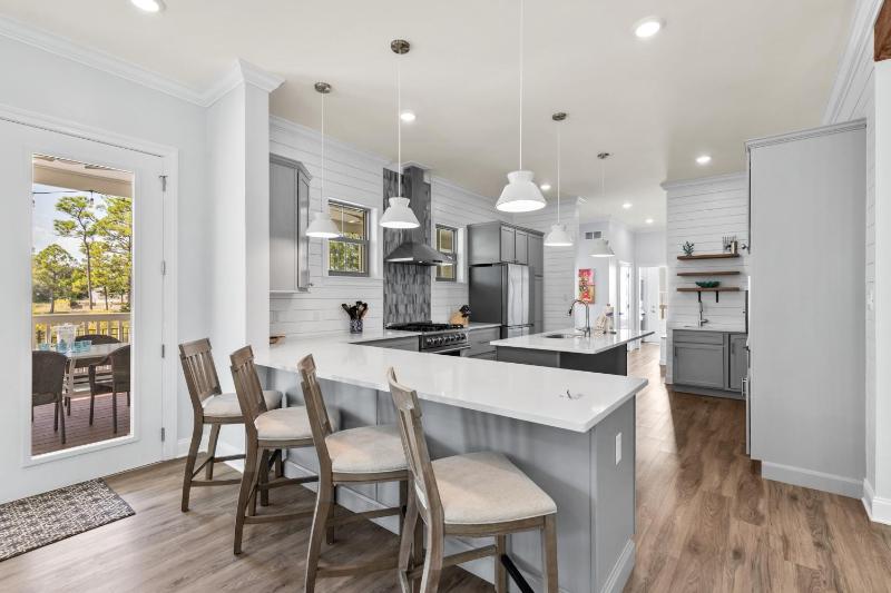 Pool 30A Fire Table Gourmet Kitchen Luxury - image 2