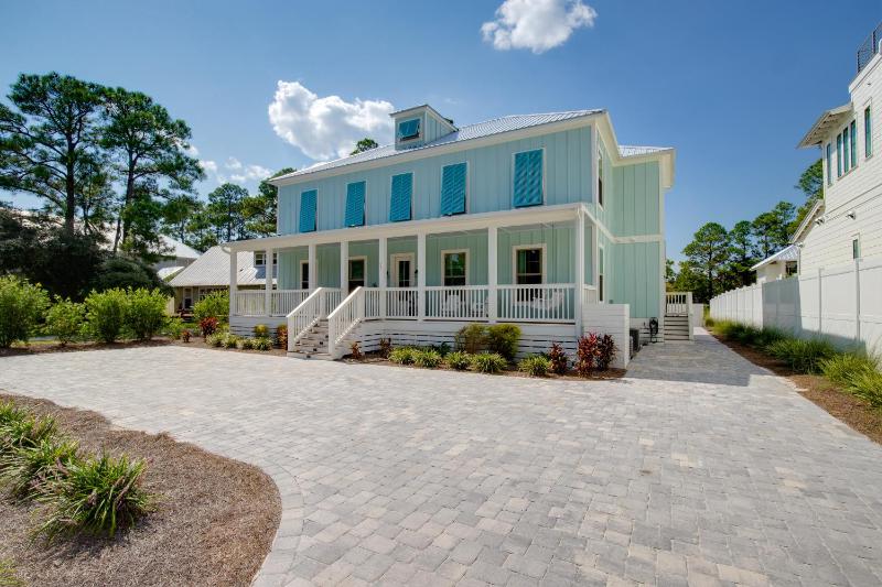 Pool 30A Fire Table Gourmet Kitchen Luxury - image 23