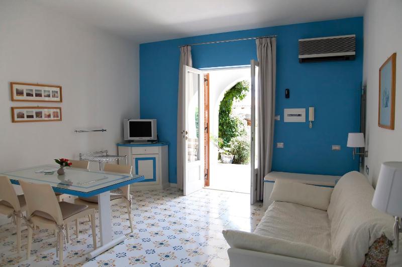 One-Bedroom Apartment image 3