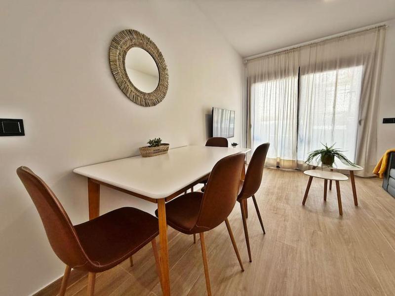 Nuevo y céntrico apartamento de playa - image 7