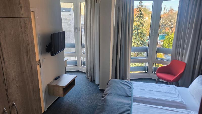 Business Double Room  image 4