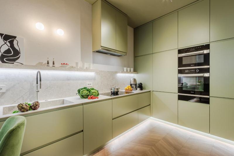 The Victory Penthouse - image 6