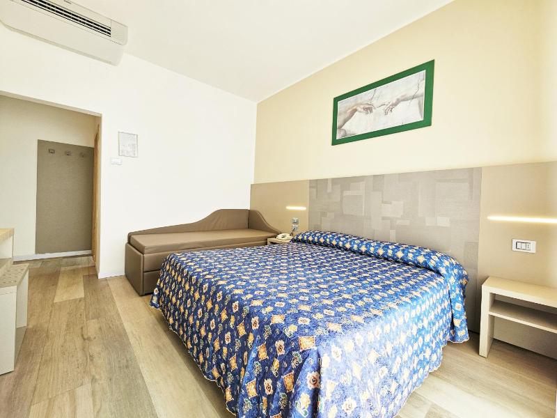 Hotel Ornella - image 4