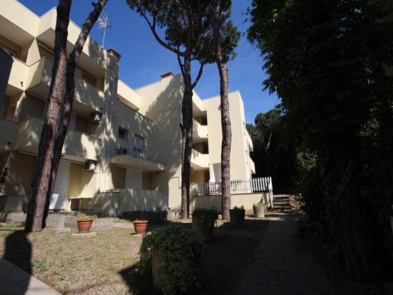 Renovated flat located in Rosolina near the sea - image 10