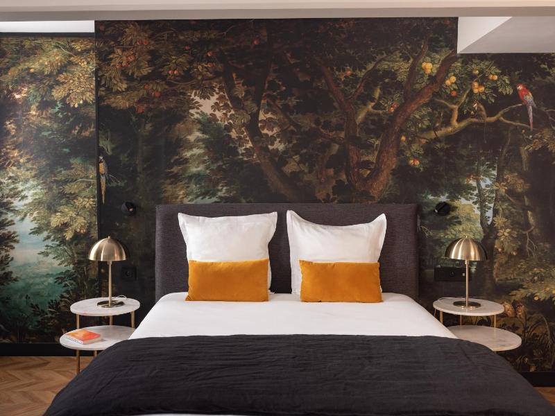 Deluxe Double Room with Harbour View image 2