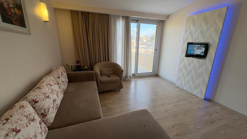 Junior Suite with Terrace image 4