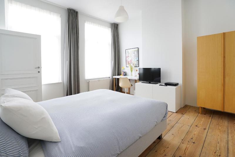 B&B Home & the City - image 5