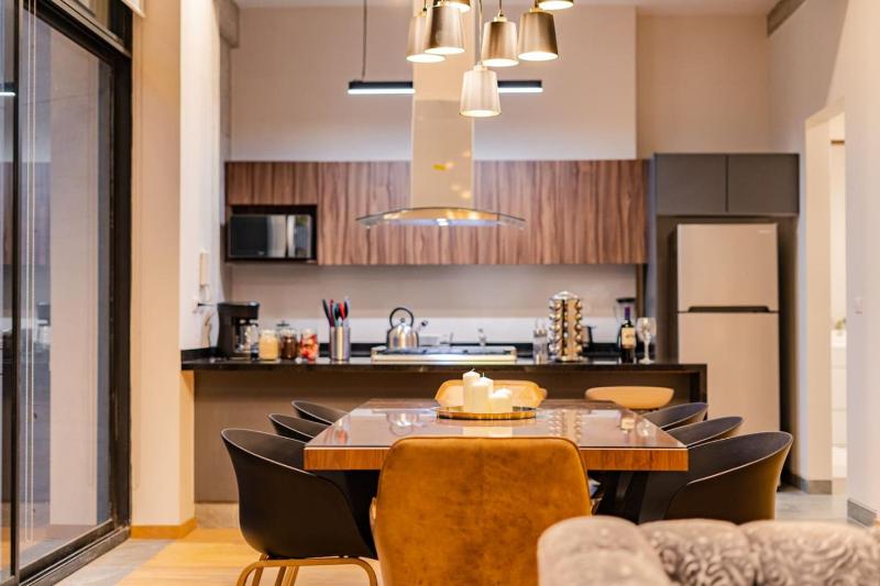 Spacious Roma Norte Loft with Art & City Views - image 35