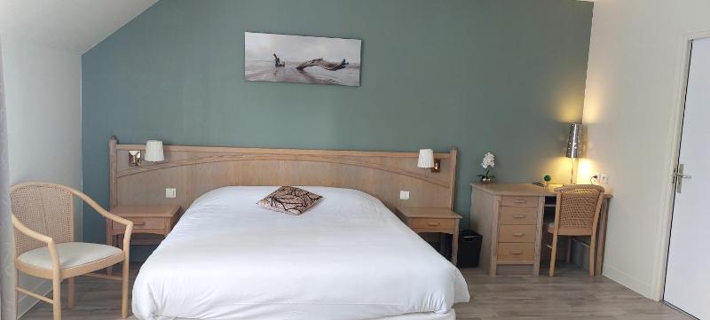 Comfort Plus Quadruple Room image 1