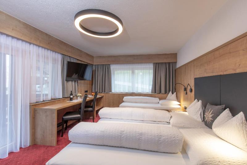 Triple Room image 3
