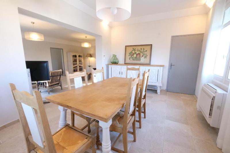 vacation rental with pool and poolhouse close to arles in moulès- sleeps 8 - image 9
