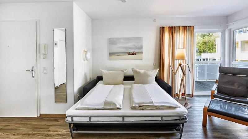 One-Bedroom Apartment with Sauna image 4