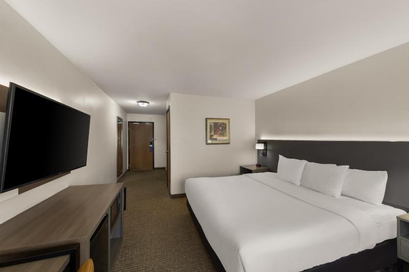 Comfort Inn & Suites Austin North Loop - image 6
