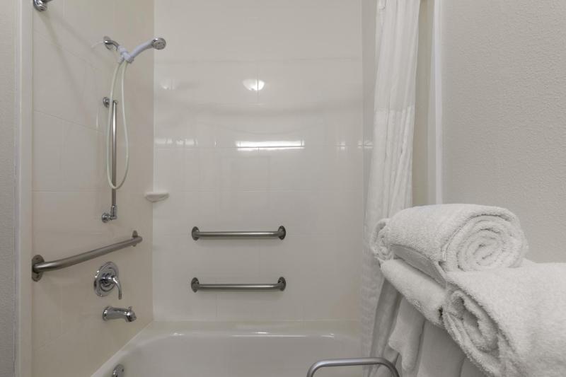 Queen Room with Two Queen Beds - Accessible/Non-Smoking  image 1