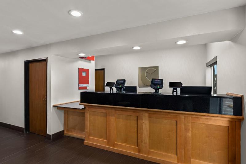 Comfort Inn & Suites Austin North Loop - image 12