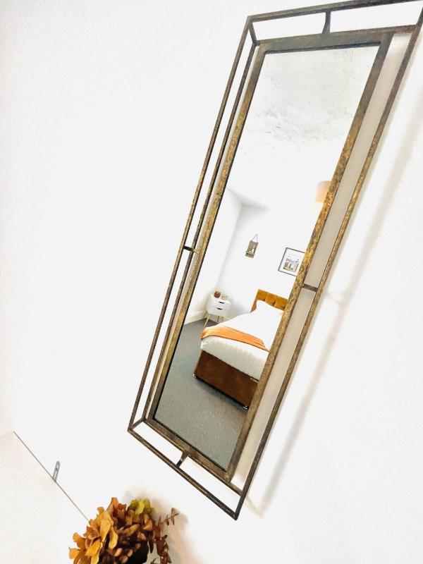 Hudson Road - image 34