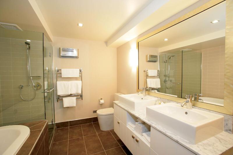 Commonage Promenade Villa 3BR - image 40