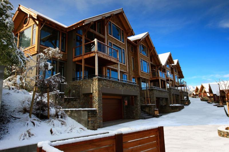 Commonage Promenade Villa 3BR - image 7