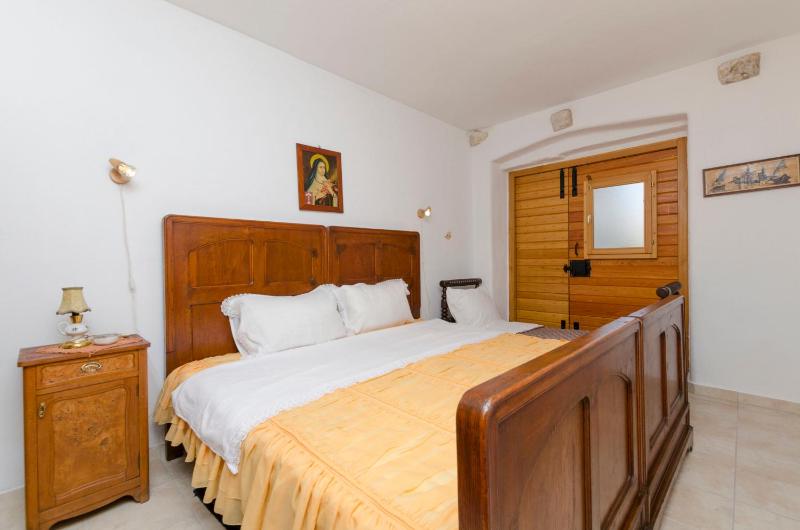 One-Bedroom apartment Standard image 4