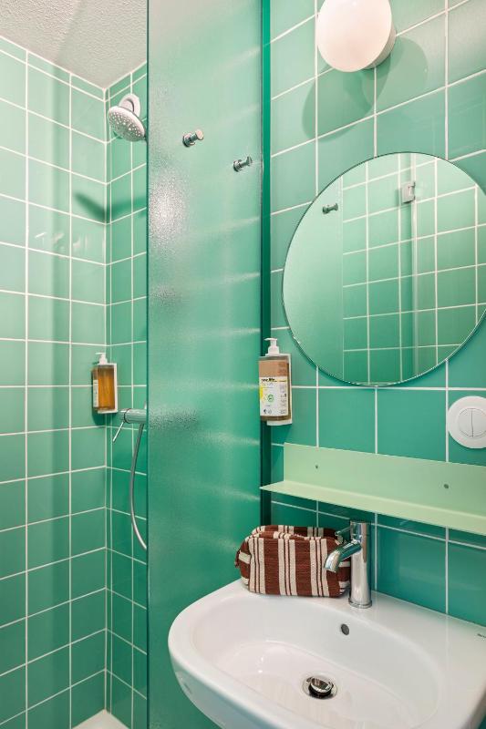 Smart Double Room - Mobility Accessible image 4