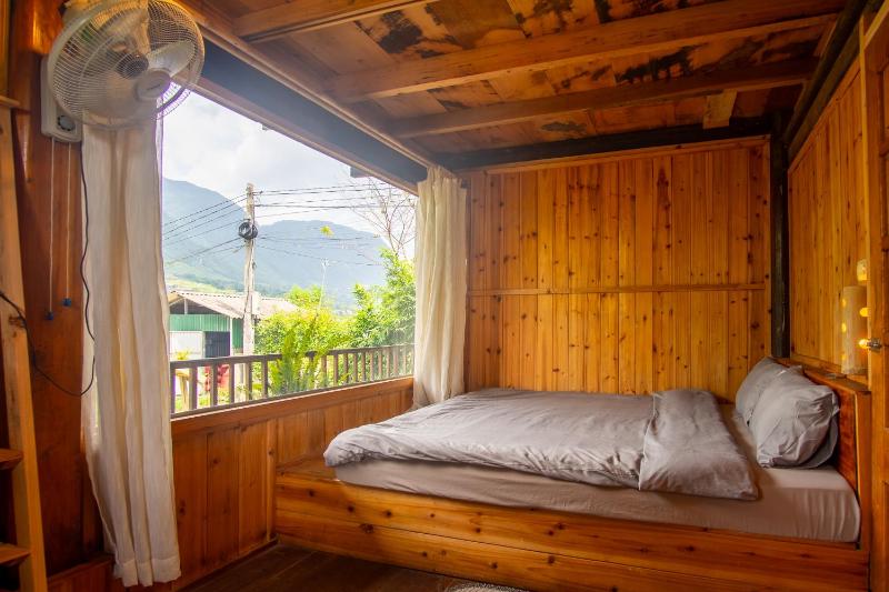 Sapa Ta Van Desi House - Mountain View & Hiking Tours - image 6