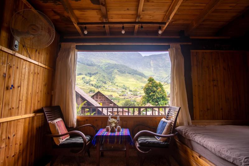 Sapa Ta Van Desi House  Mountain View Hiking Tours - image 15