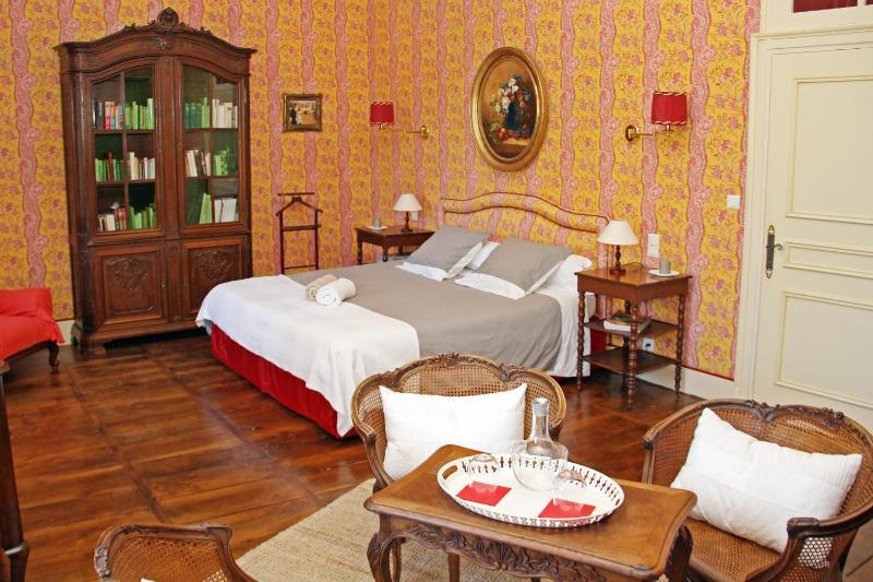 Double Room with Garden View image 1
