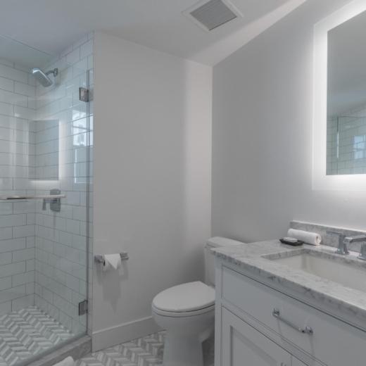 Three-Bedroom Premium Apartment image 3
